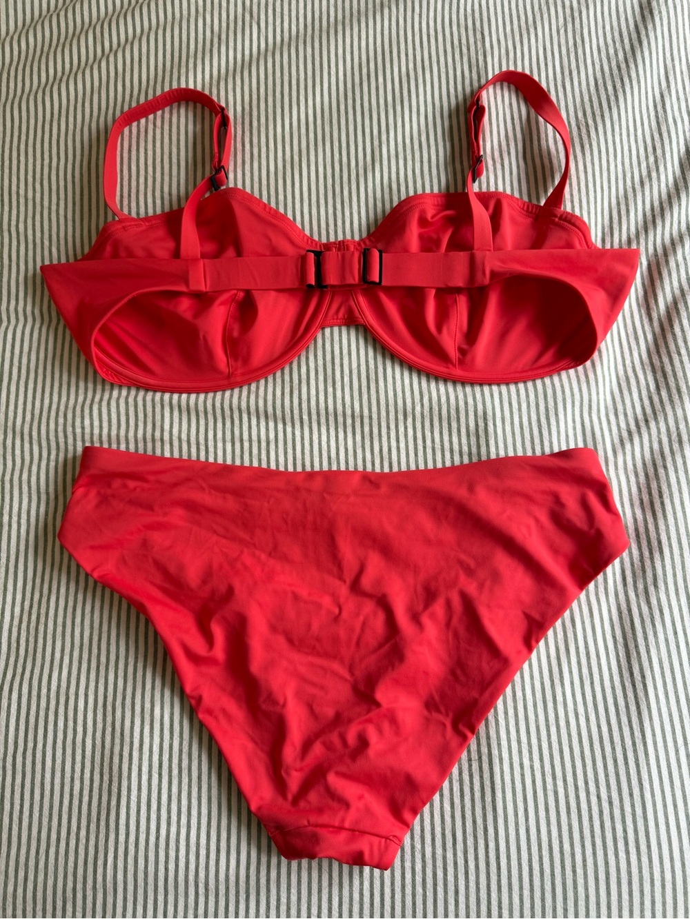 CUUP Bikini Set - Picture 2 of 6